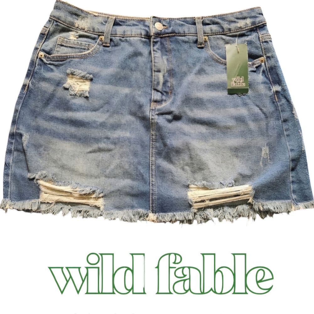 WILD FABLE Distressed Denim Light Wash RETRO Jean Mini Skirt, 14